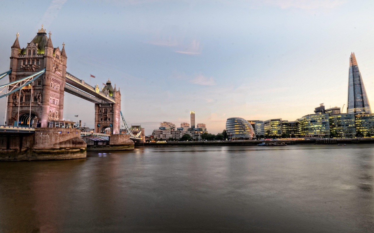 Discover London’s Iconic Attractions Near Crowne Plaza London The City Image